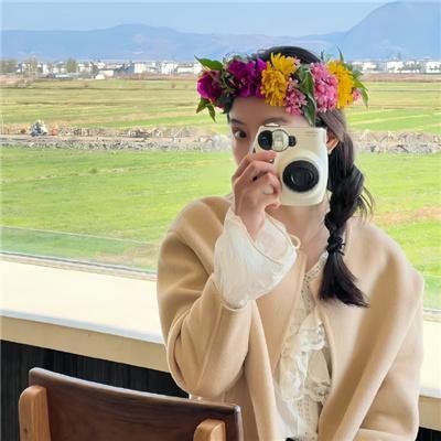 在不白不黑的世界里，熊猫笑了